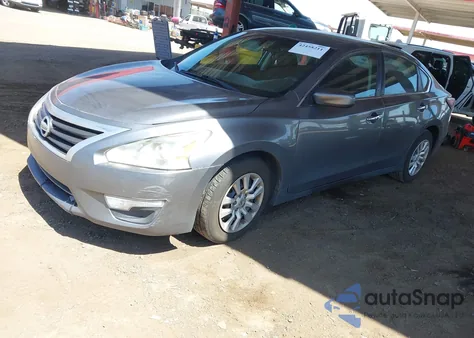 2015 Nissan Altima 2.5/2.5 S/2.5 Sl/2.5 Sv z USA, uszkodzony, nr VIN 1N4AL3AP8FC464773